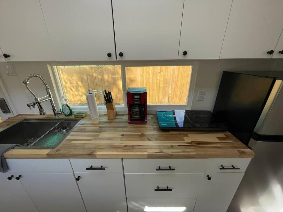 1Bed 1Bath Container Home Centrally Located Cypress Gardens Exteriér fotografie
